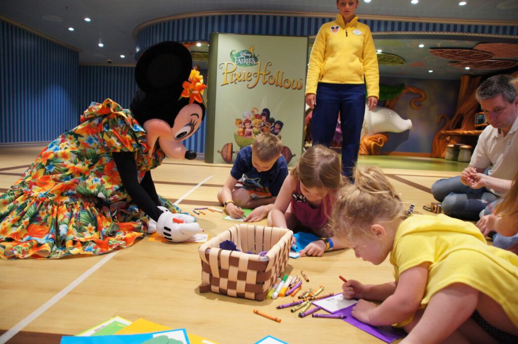 disneyc cruise magic kids program kids coloring with minnie in caribbean dress