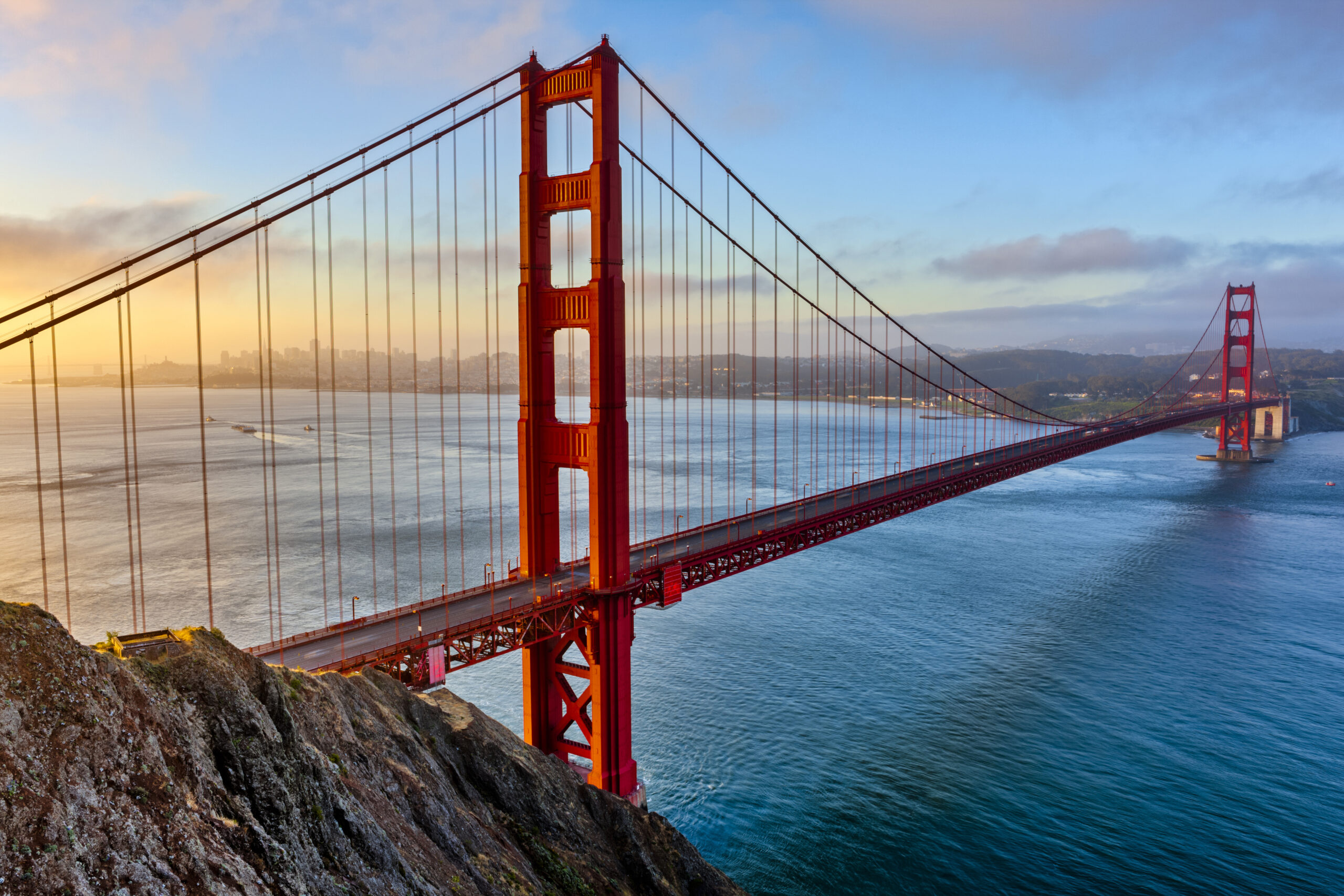 golden gate bridge in san francisco, california is iconic site to see when visiting united states