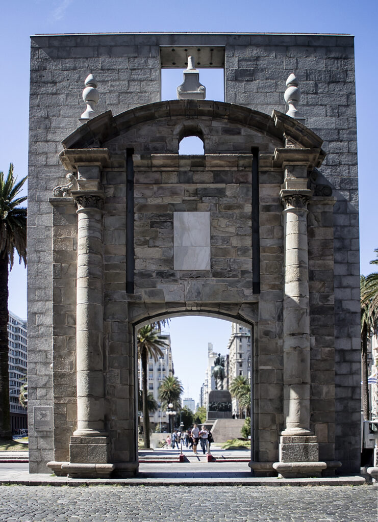 The Gateway of the Citadel (Puerta de la Ciudadela in Spanish) is on the Independence Plaza and is one of the only remaining structures that were once part of a wall that surrounded the oldest neighborhood in the city. It was built in the 1700s and mostly torn down, with this passageway remaining in 1829.