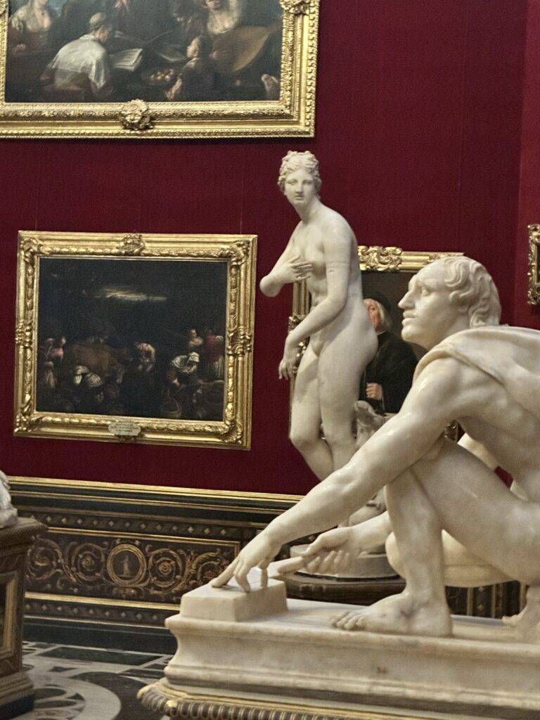 statues in uffizi gallery