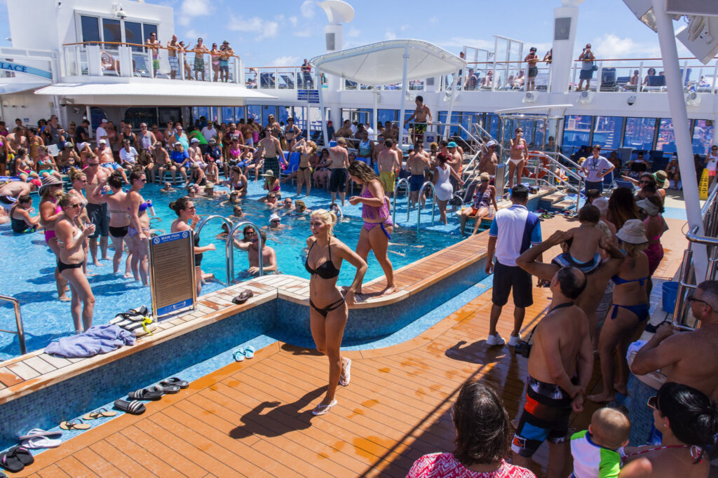 Norweigan Getaway Crowded Pool