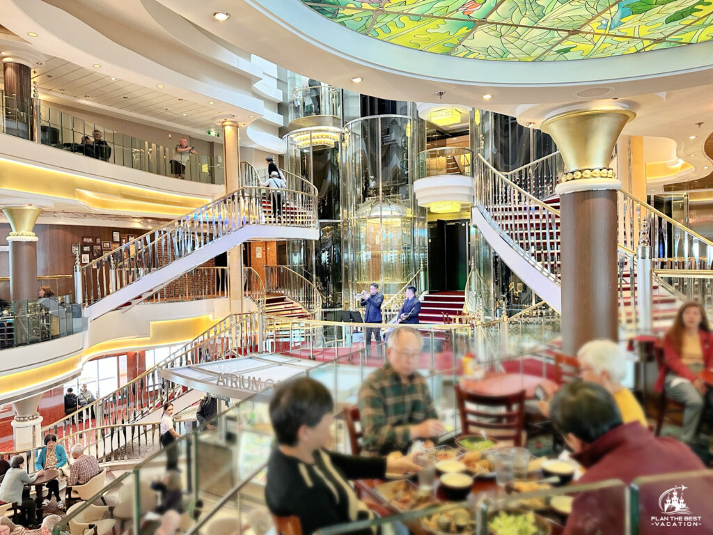 atrium view with trumpet and saxaphone live music from O'Sheehan's Bar & Grill restaurant