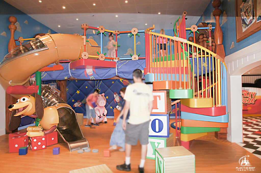 disney cruise line kids indoor playground onboard in kids club
