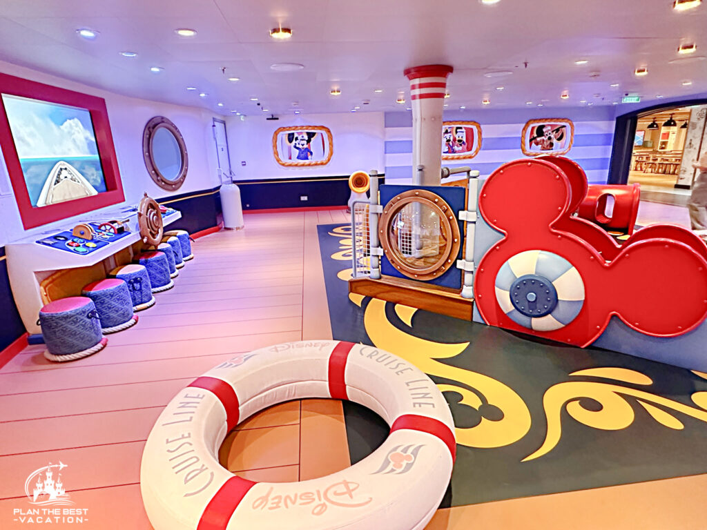disney cruise line kids program preschool room