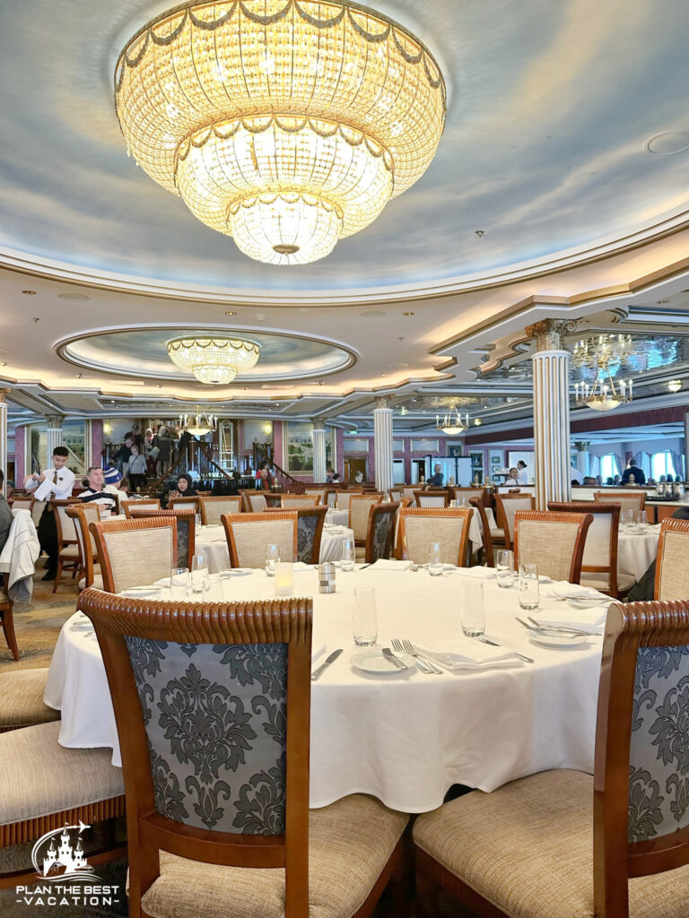 norweigan star versailles dining room was elegant and beautiful