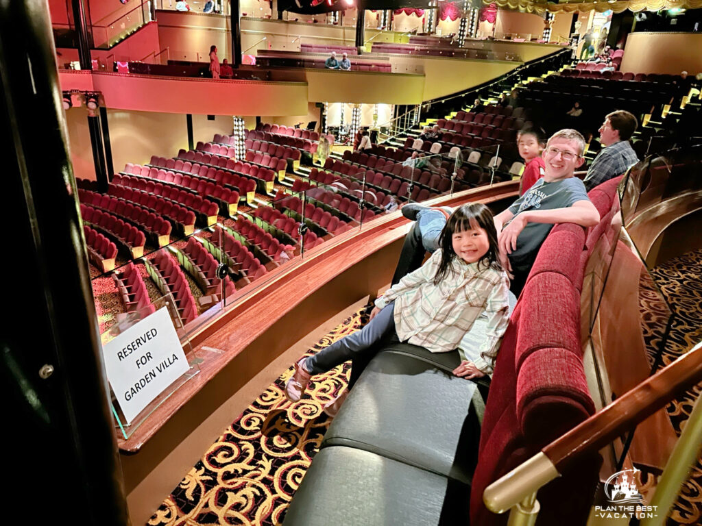 stardust theatre on norweigan star has the left balcony resserved for suite guests