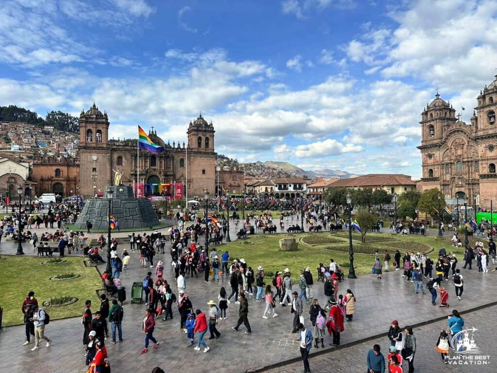 Plaza de Armas and Iglesia de la Compania de Jesus. Cusco, Peru