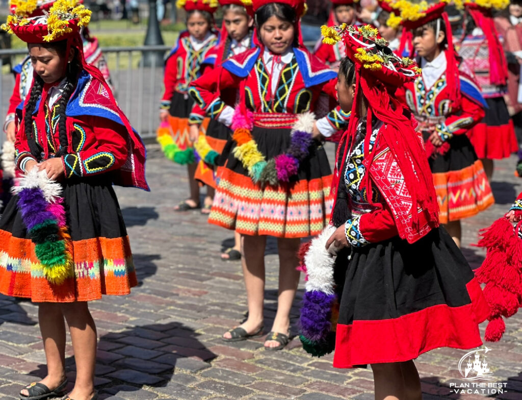 peru traditional clothes