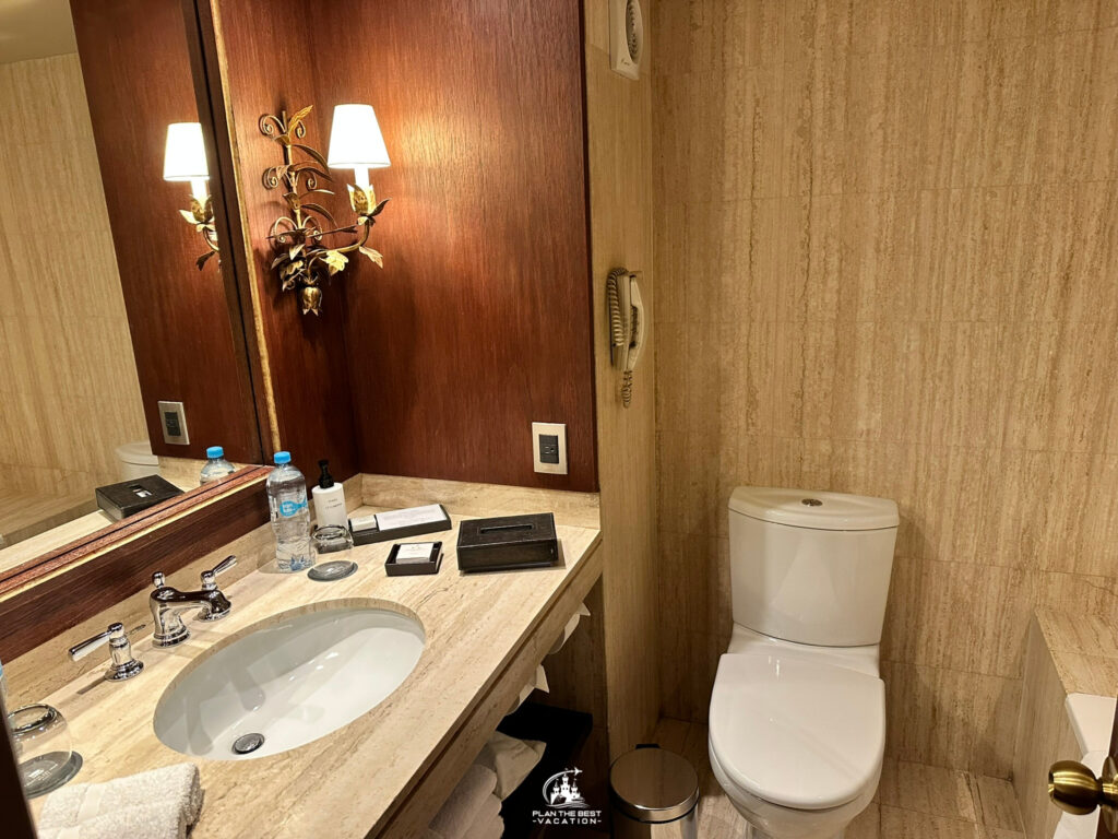 small but nice bathroom at Palacio del Inka Hotel Cusco Peru