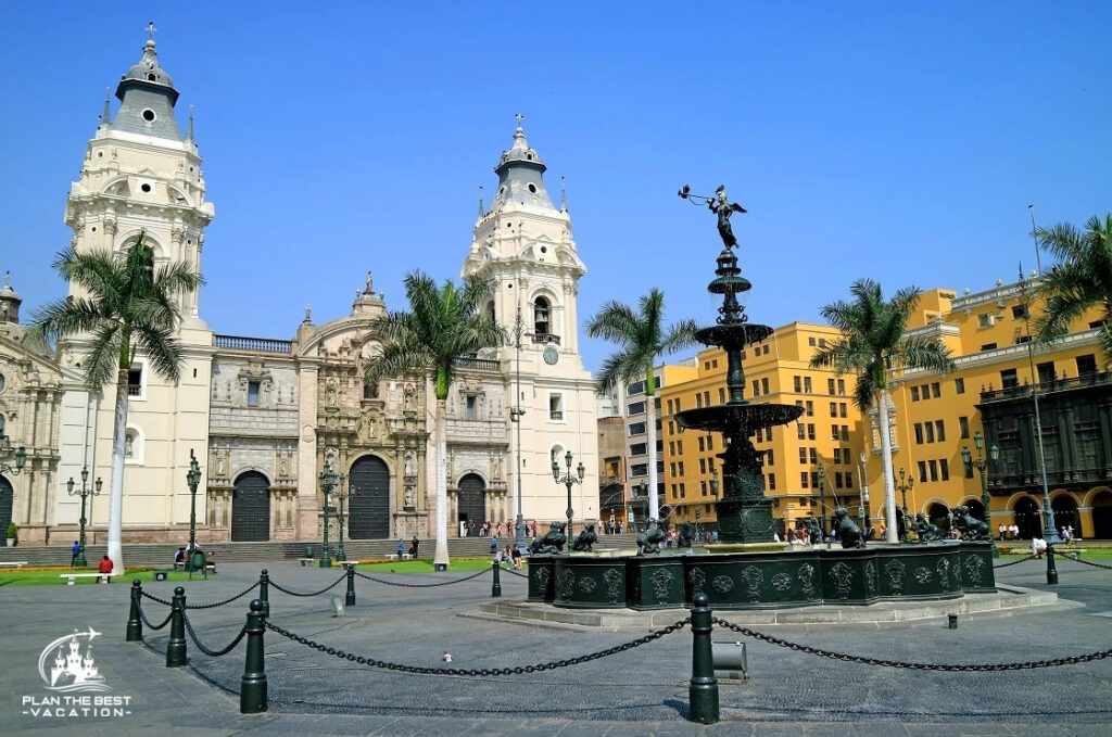 Plaza de Armas (Plaza Mayor)