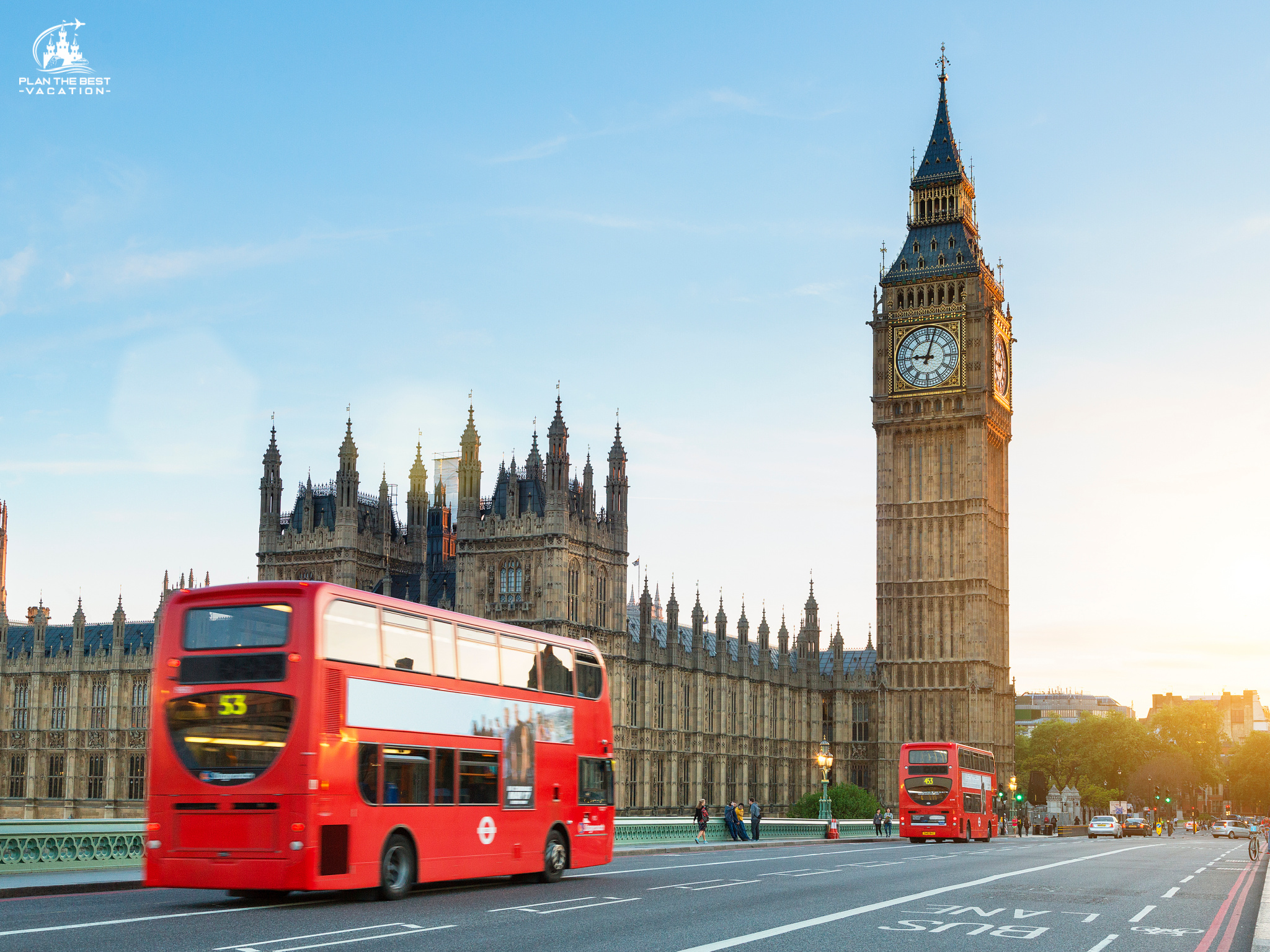 We kicked off our day at 8 AM with a visit to the iconic Parliament and Big Ben. While a guided tour would have offered a deeper insight into their rich history and significance, we opted for a quick glimpse. We took some time to admire the stunning architecture and even read an excerpt from our trusty Rick Steves guidebook to learn a bit more about these remarkable landmarks.