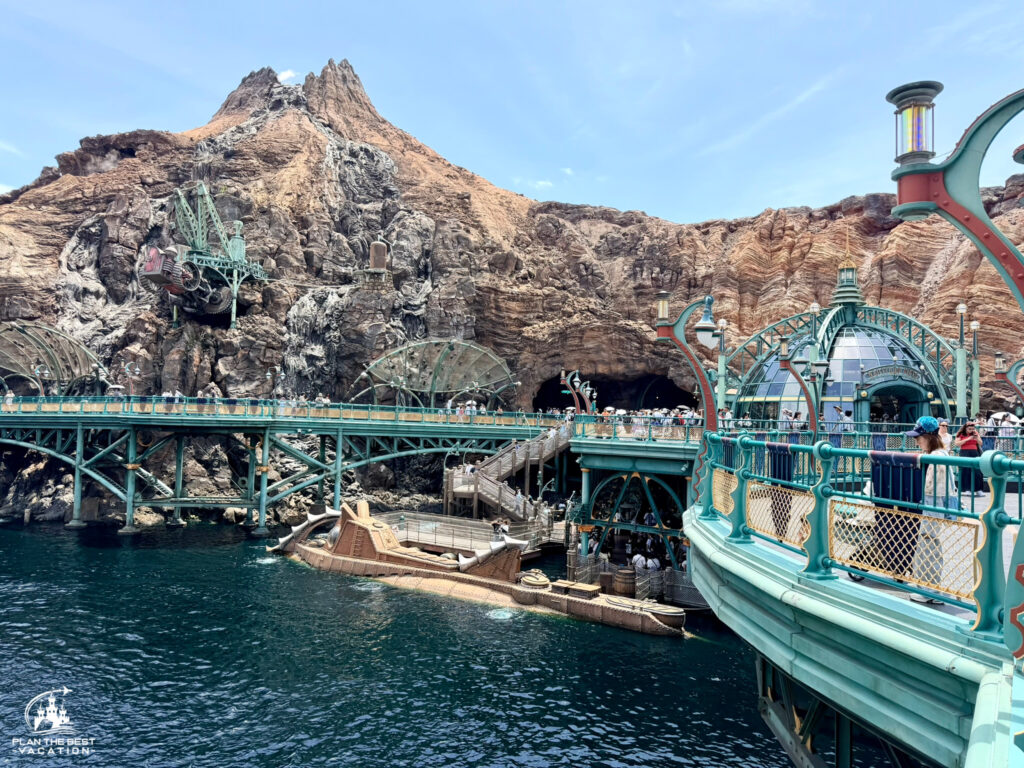 disney sea 20000 leagues under the sea ride disney sea 20000 leagues under the sea ride