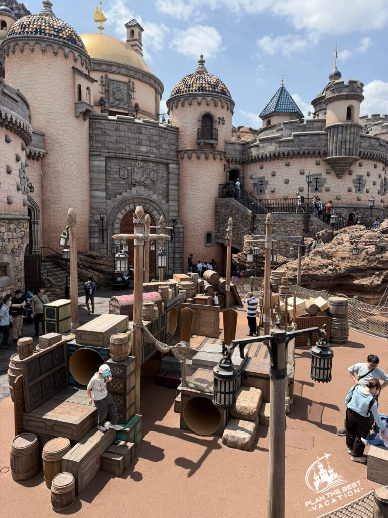 disneysea immersive theming I suggest enjoying this area later in the day when you can slow down and enjoy the beauty of the area! Soarin is very popular and will quickly get a long line. If it is a priority to you, get a DPA within 1-2 hours of park opening. We choose to forgo this ride as it is the same as in the US and we wanted to prioritize the unique attractions.