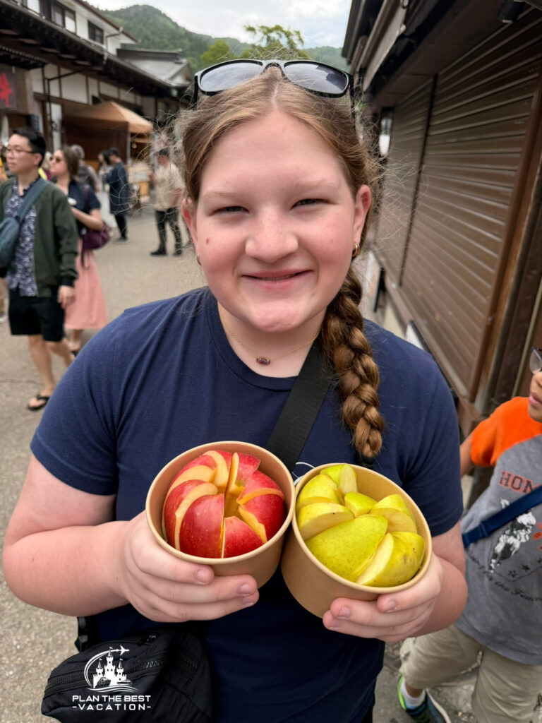 large apples in market near oshino hakkai