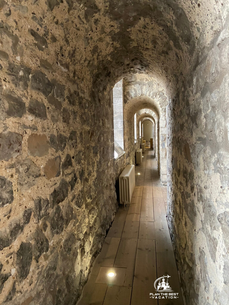 tower of london passage