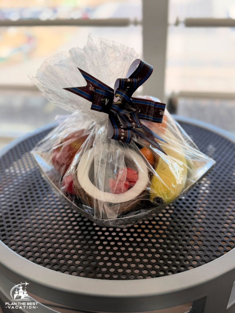 stateroom fruit basket on arrival